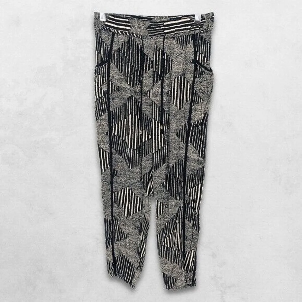 Anthropologie Hei Hei Pants Tapered Leg Geometric Bohemian Hippie‎ Black/White S - Picture 6 of 14